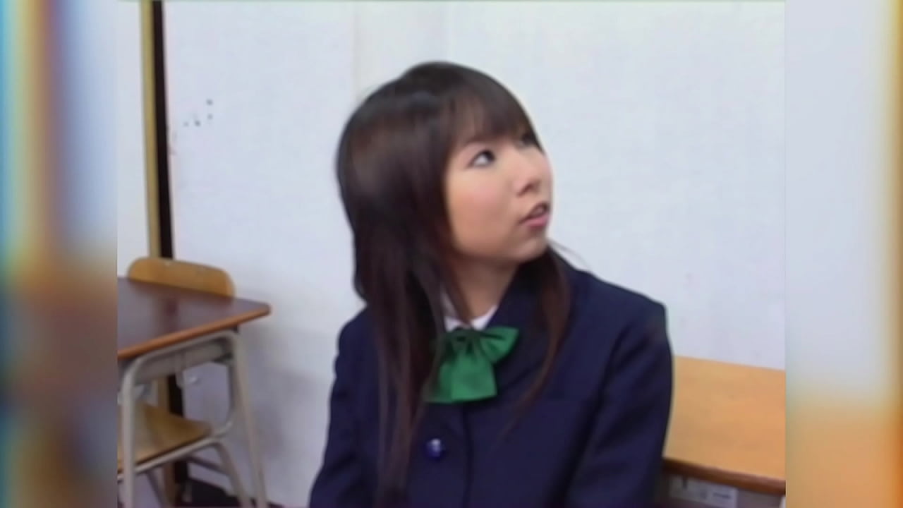 日本無碼*日本女孩在教室裡做愛