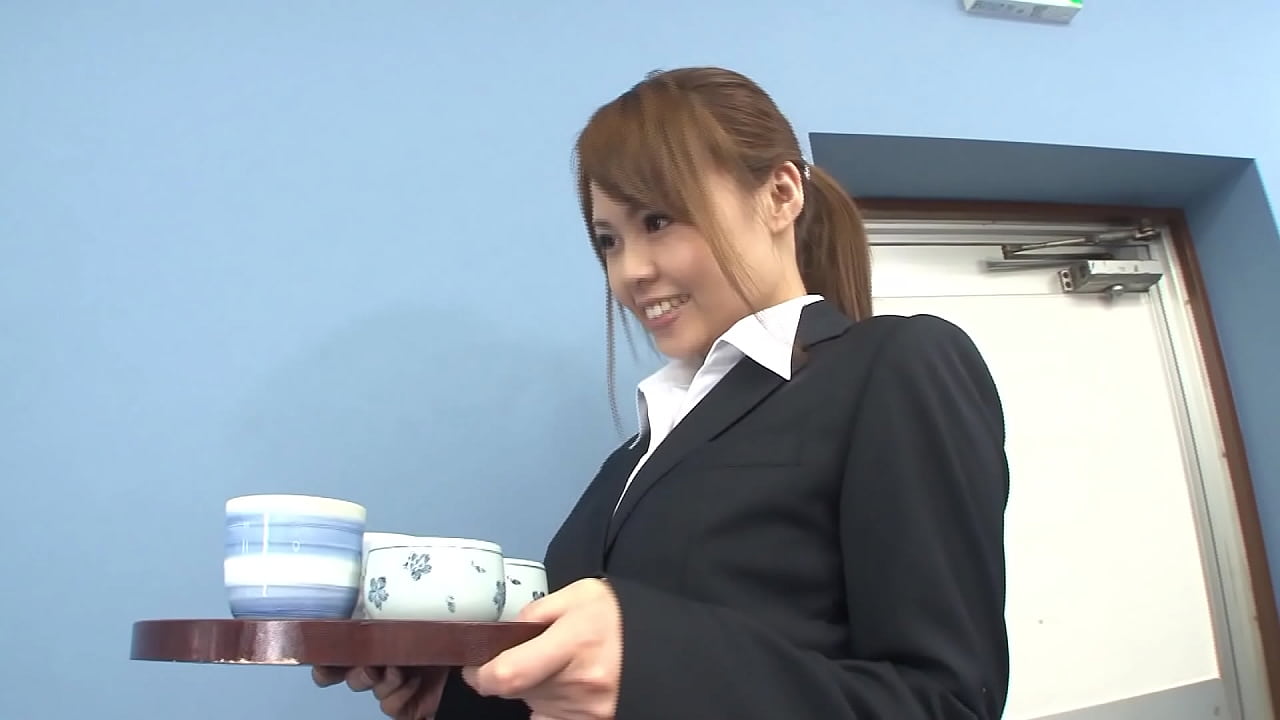 日本無碼*鈴木聰美是個很淫蕩的秘書