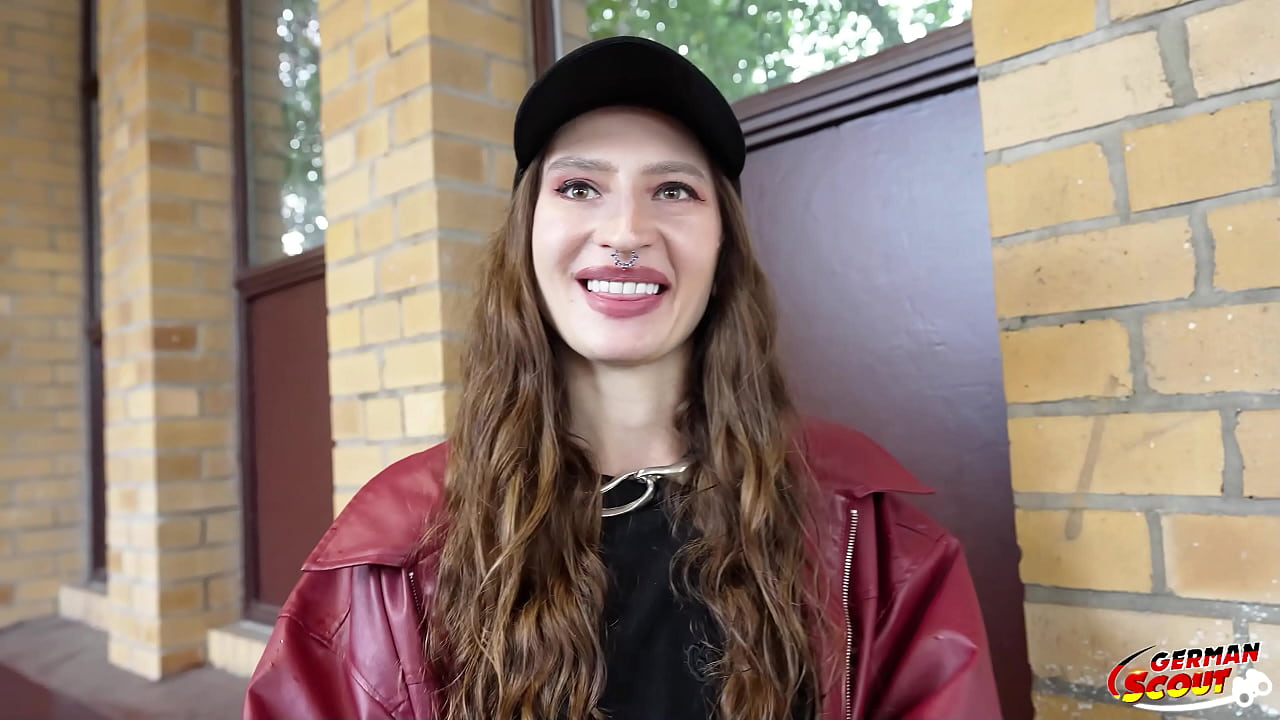 歐美無碼*苗條的烏克蘭女孩瑪麗在柏林搭訕選角